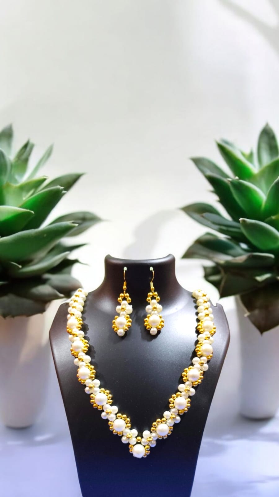 Earrings collection